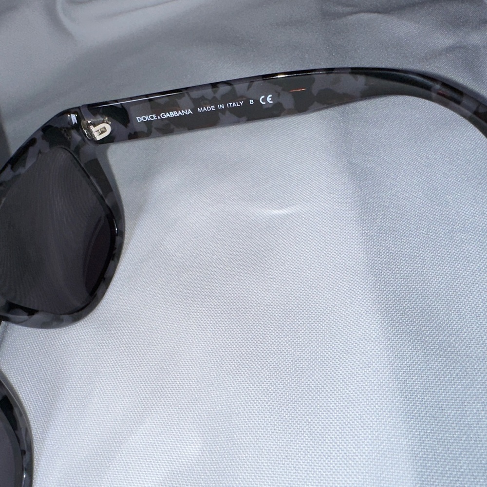 Sun Glasses - image 8
